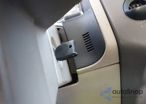 2008 Ford Expedition Xlt z USA, uszkodzony, nr VIN 1FMFU155X8LA86187